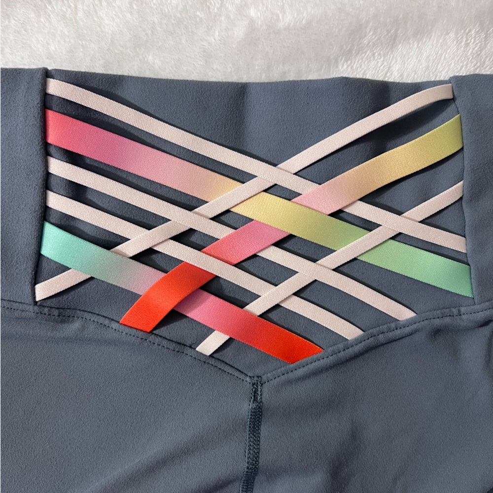 Fabletics Light Grey Bike Shorts - Picture 7 of 9